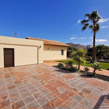 Magic House La Oliva