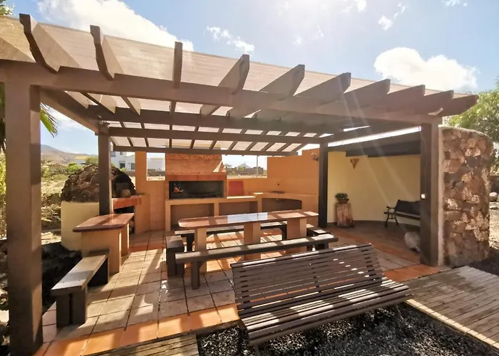 Magic House فيلة *